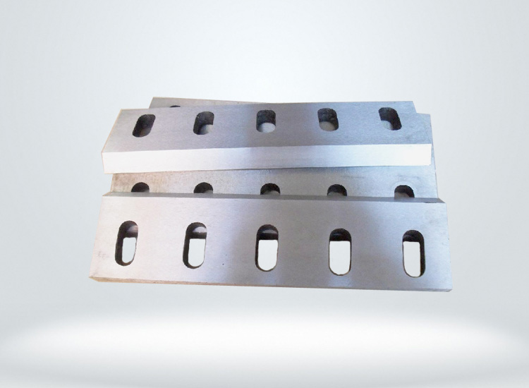 刀口鑲鋼(gang)刀