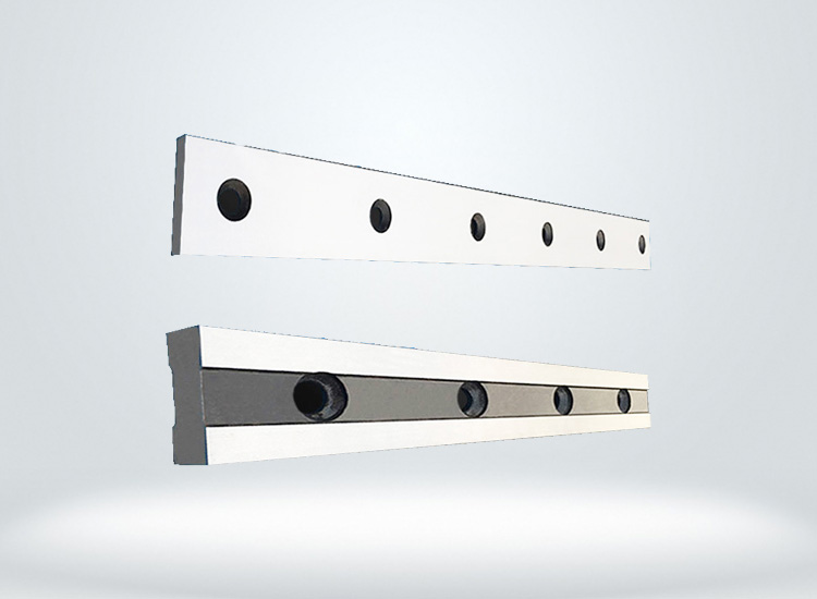 剪(jian)闆機刀片