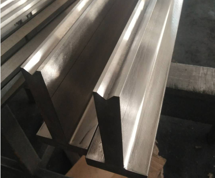 折彎(wān)機模具(jù)