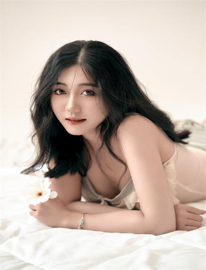 【深度分析】从艺术角度分析《单车上的阿尔西斯特》的表演艺术与角色塑造 带你看懂电影背后的深层含义